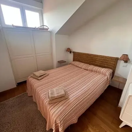 Chalet Adosado En El Centro * Comillas